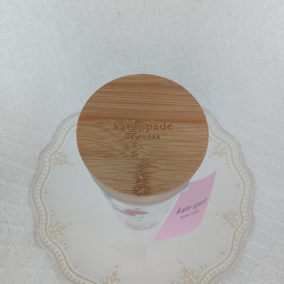 Kate Spade New York × Lenox Vintage Cherry Dot Glass Hydration Bottle 15 oz. - Picture 5 of 15
